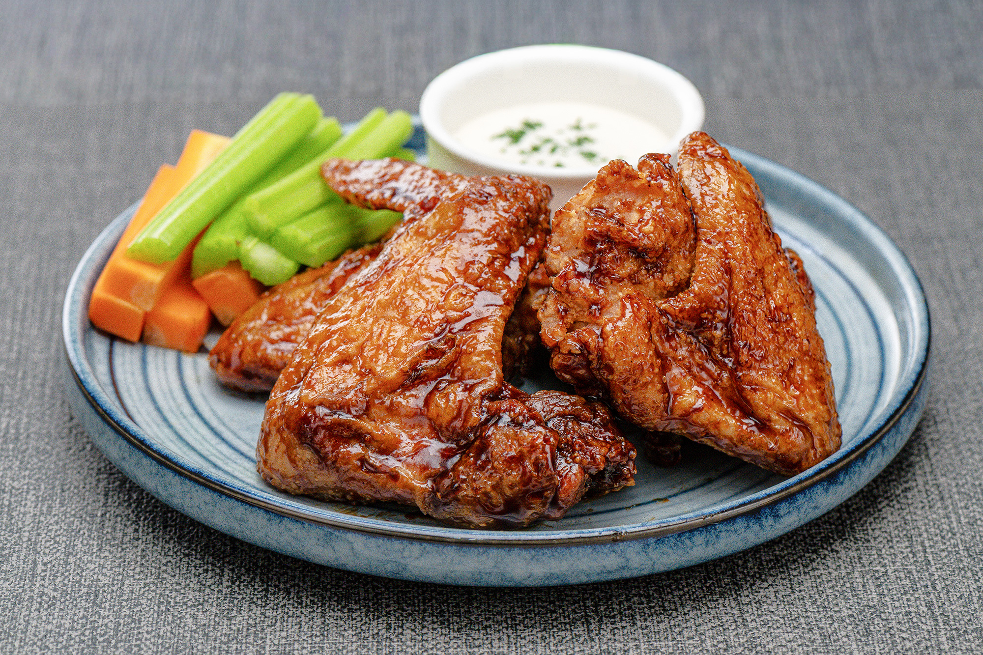BBQ Glazed Chicken Wings